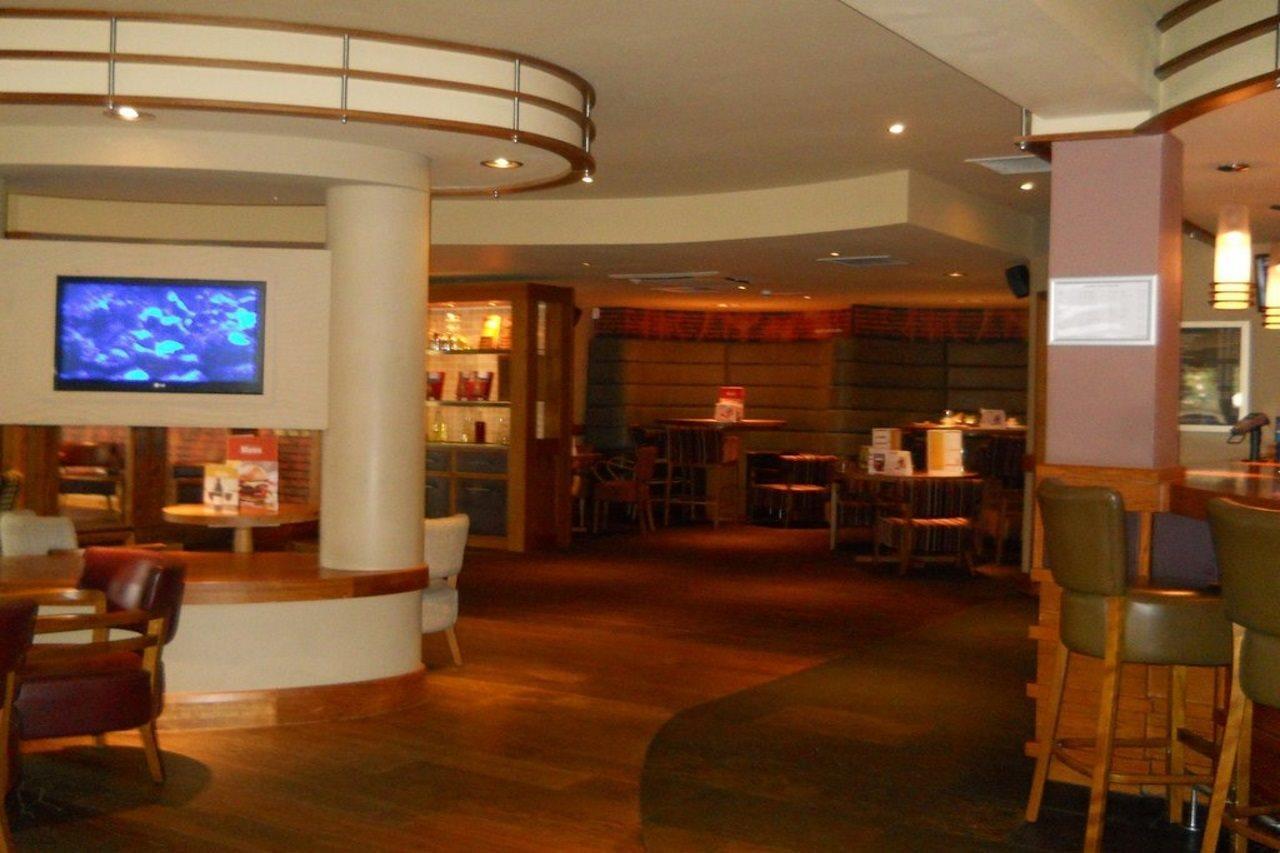 Premier Inn Inverness West Buitenkant foto