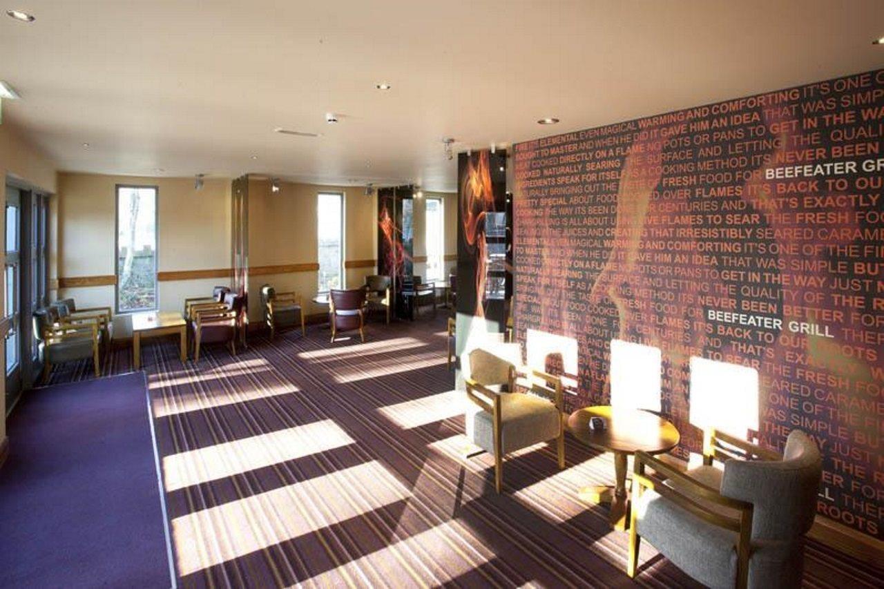 Premier Inn Inverness West Buitenkant foto